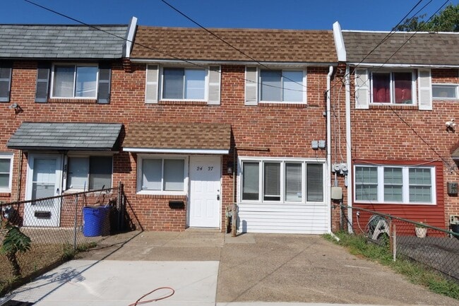 Beautifully Renovated 4-Bedroom Home with ... - Beautifully Renovated 4-Bedroom Home with ...