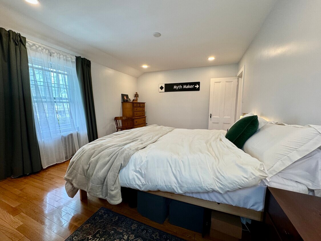 Foto principal - 72 Windsor Rd