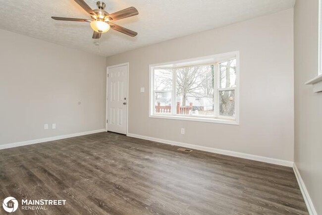 Building Photo - 225 Gladys Rd, Columbus, OH 43228