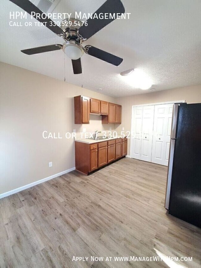 Foto del edificio - 2507 Zircon St NE
