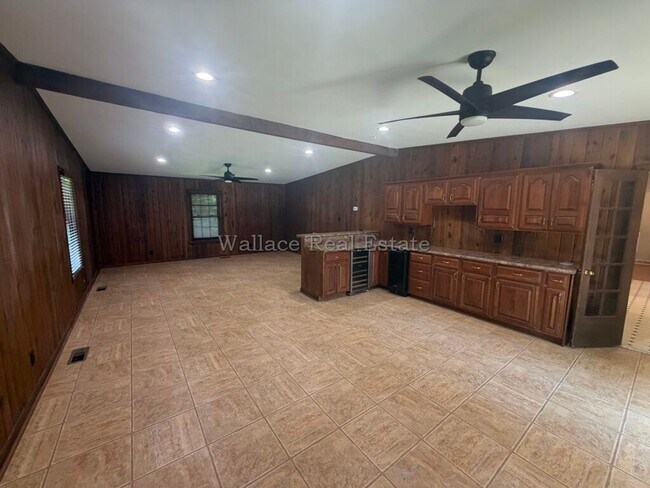 Foto del edificio - ALL ONE LEVEL IN WEST KNOXVILLE!  OVER 2,400 SQUARE FEET!!!