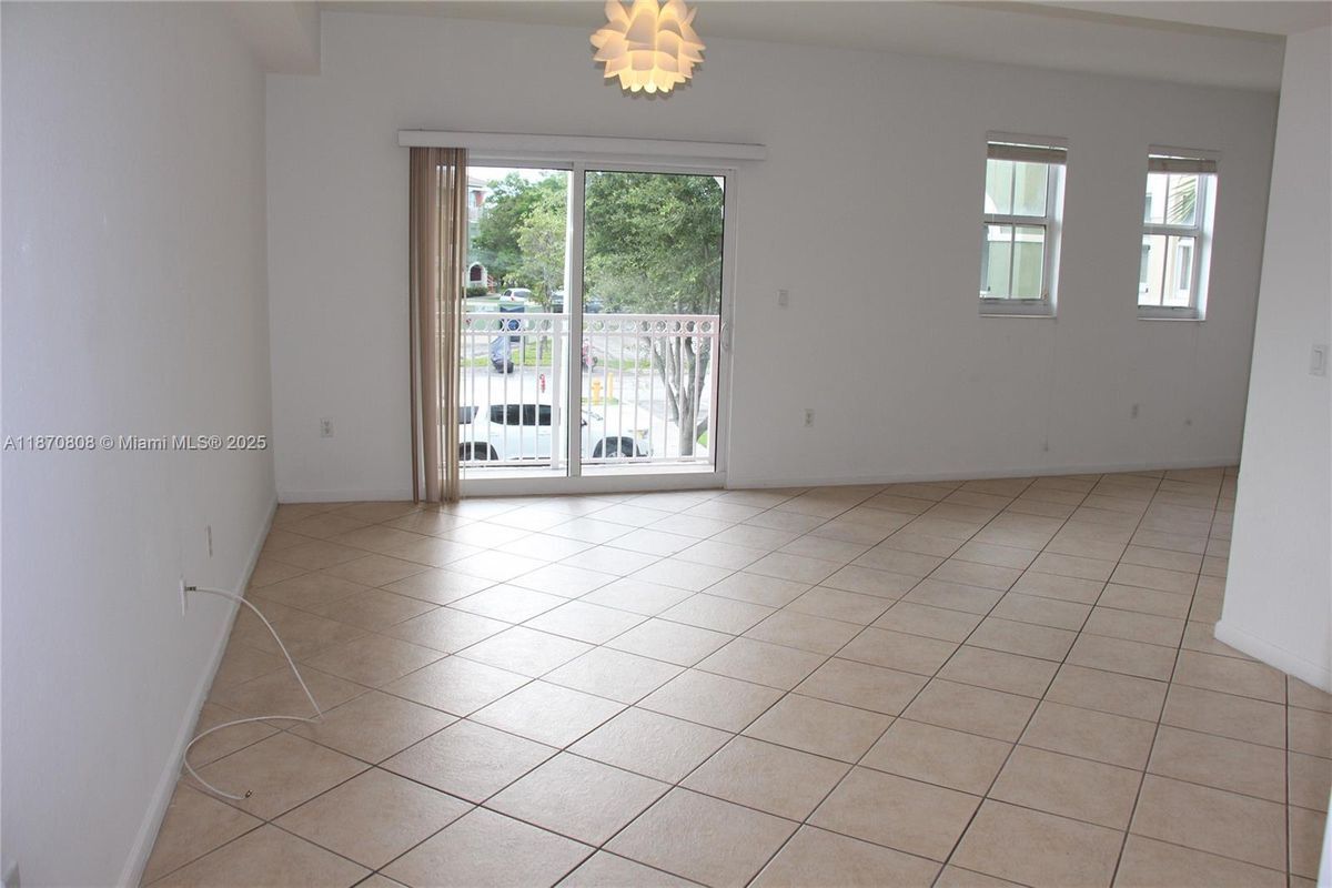Foto del edificio - 11202 NW 83rd St