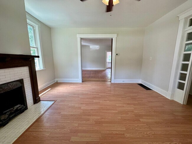 Foto del edificio - AEG- GLENMORE 3223