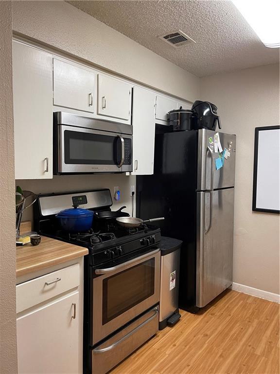 Foto del edificio - 115 Waller St