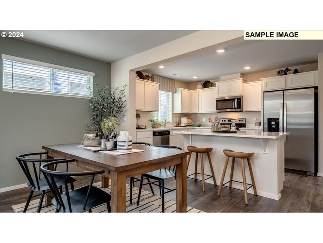 Building Photo - 10440 NE 120th Ave