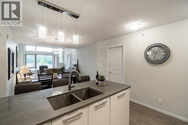 Building Photo - 1128 Kensal Pl