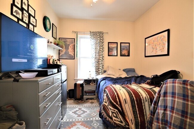 Foto del edificio - 67 Washburn Ave