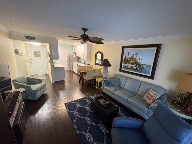 Foto del edificio - 200 The Esplanade N