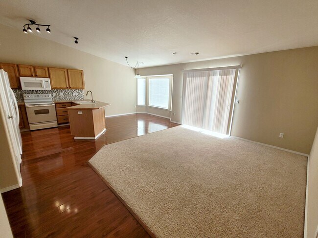 Building Photo - Spacious Rambler with Fully Fenced Backyar...