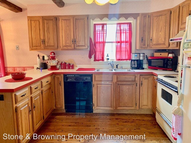 Foto del edificio - 2 br, 1 bath House - 383 Sierra Lavin Rd