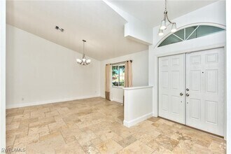 Building Photo - 488 Raven Way