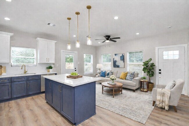 Foto del edificio - 4713 Talina Way