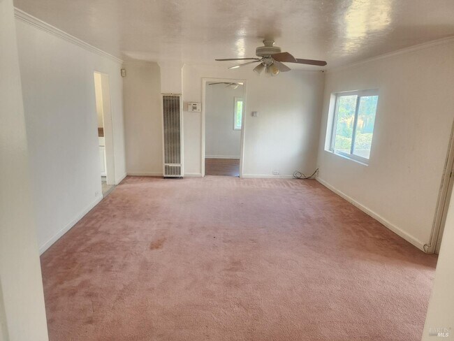 Foto del edificio - 1017 Taylor Ave