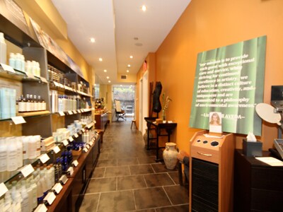 Foto del edificio - 113 E 60th St