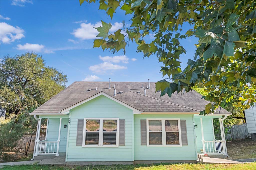 Foto principal - 3109 Jack Cook Dr