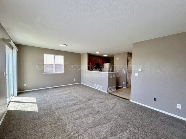 Foto del edificio - 10962 E 96th Pl