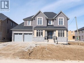 Building Photo - 4 Mayflower Gdn