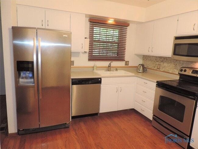 Building Photo - 2737 Sweetbriar Ct