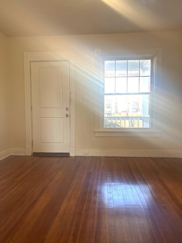 Photo - 1209 Wallace St - 1209 Wallace St #D