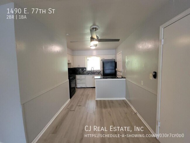 Foto del edificio - 1490 E 77th St