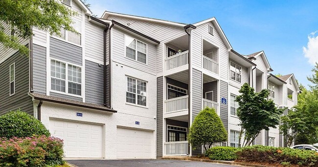 Building Photo - Heights of Kennesaw Apartments