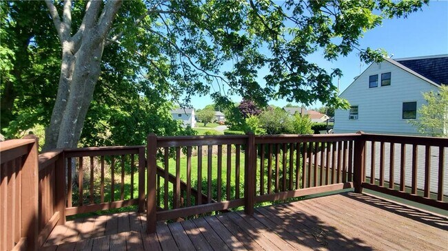 Building Photo - 56 Ruggles Ave