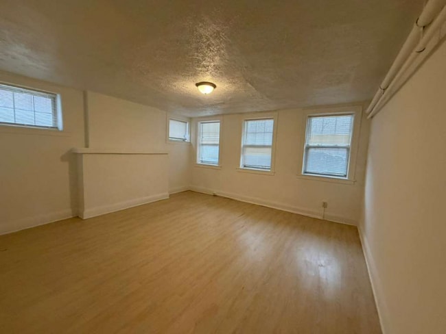 Photo - 14148 Superior Rd Apartment