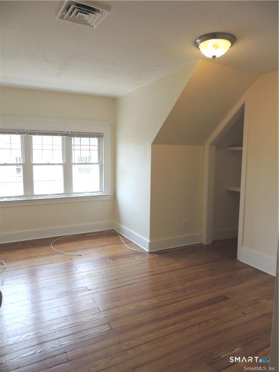 Foto del edificio - 382 Winthrop Ave
