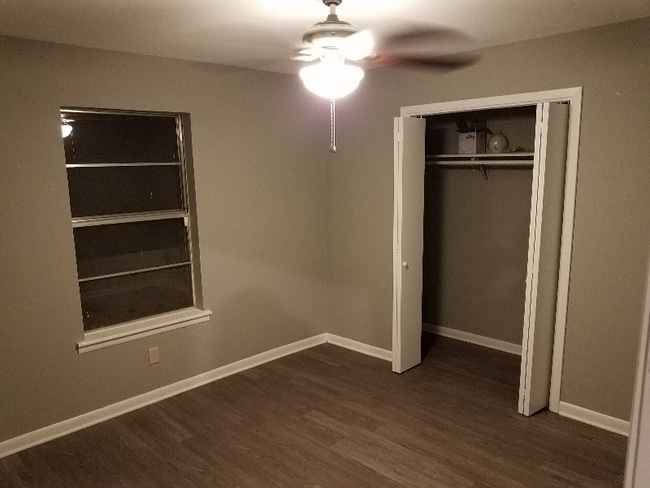 Building Photo - 2212 Page Rd