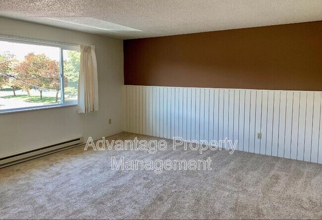 Foto del edificio - 2656 NW Tyler Ave