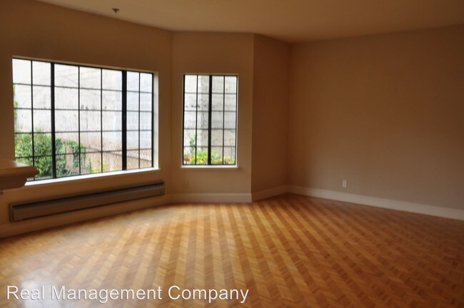 Building Photo - 1567 McAllister St