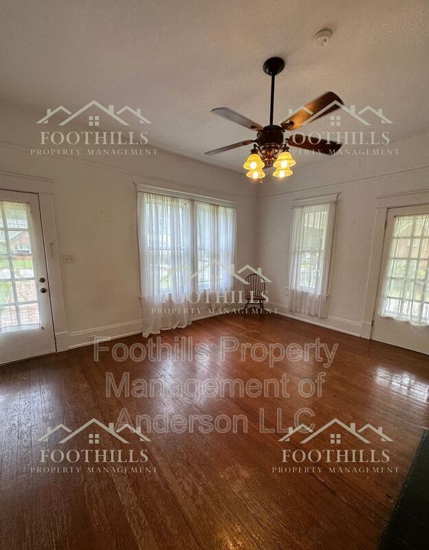 Foto del edificio - 501 Blair St