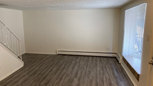 Building Photo - 1265 Colorado Blvd