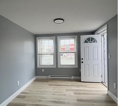 Building Photo - 5 Willet St
