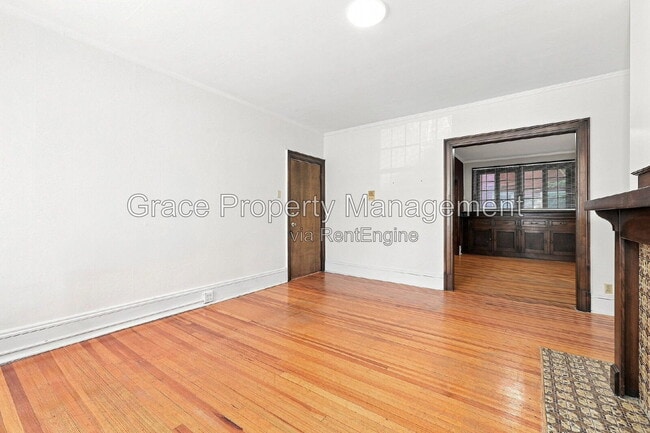 Photo - 523 East 12th Avenue Apartment