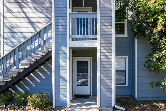 Foto del edificio - Hillcrest Vista Apartments