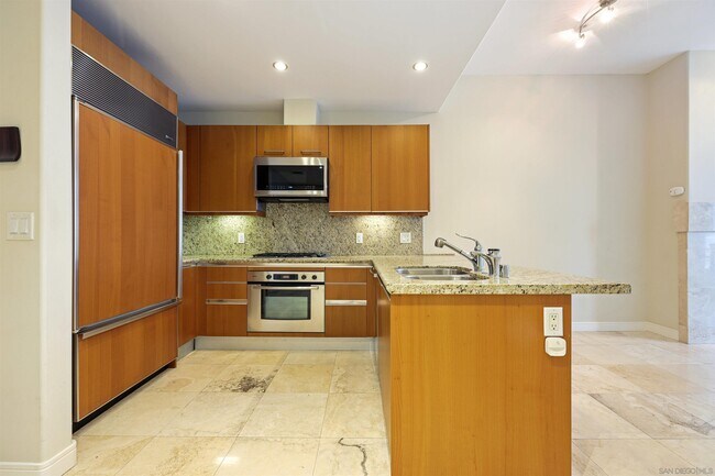 Foto del edificio - 550 Front St