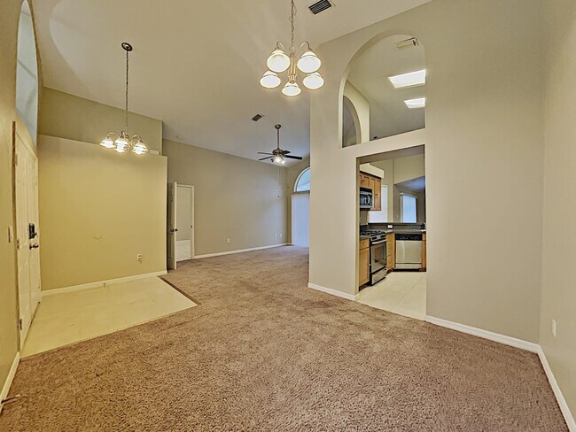 Building Photo - 18102 Palm Breeze Dr