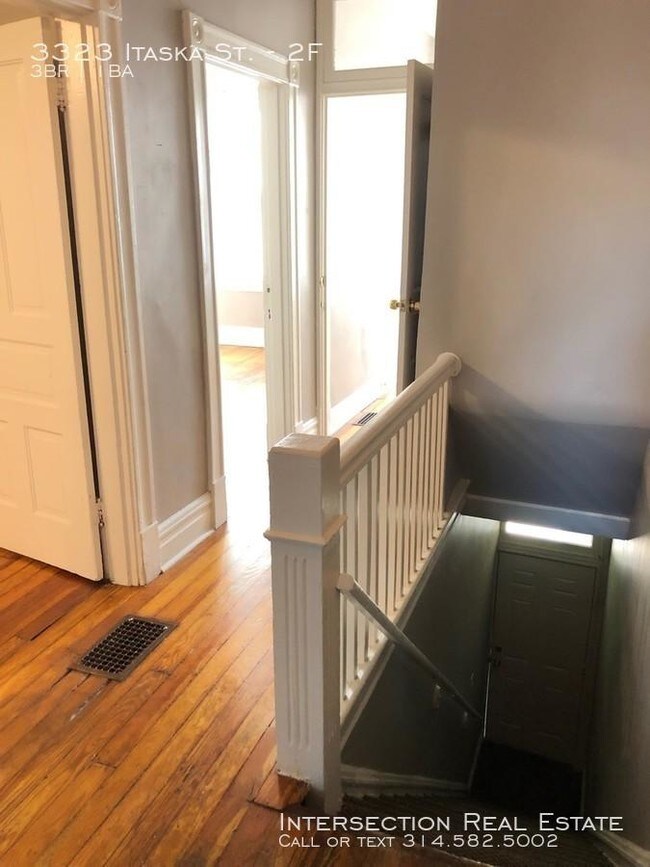 Building Photo - 3 bedroom in St. Louis MO 63111