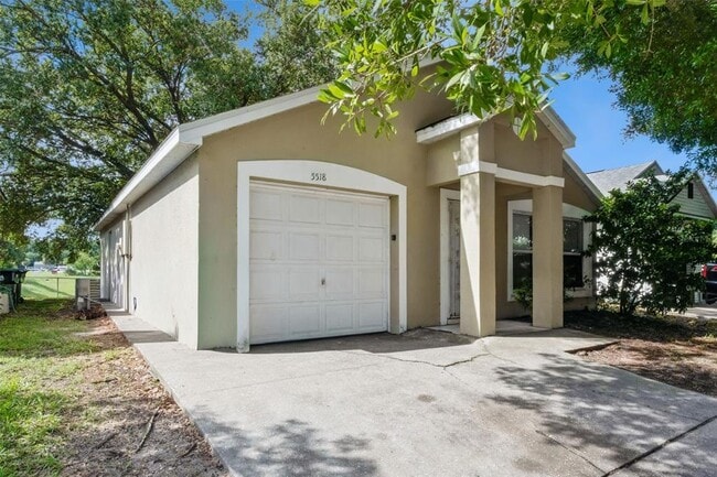 Building Photo - 5518 Pinto Way