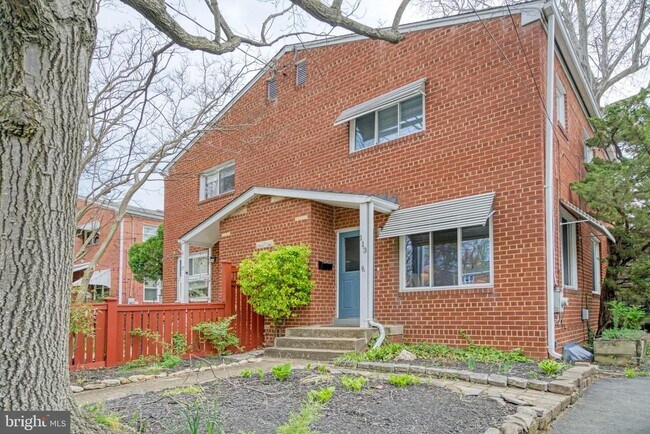 Foto del edificio - 113 E Taylor Run Pkwy