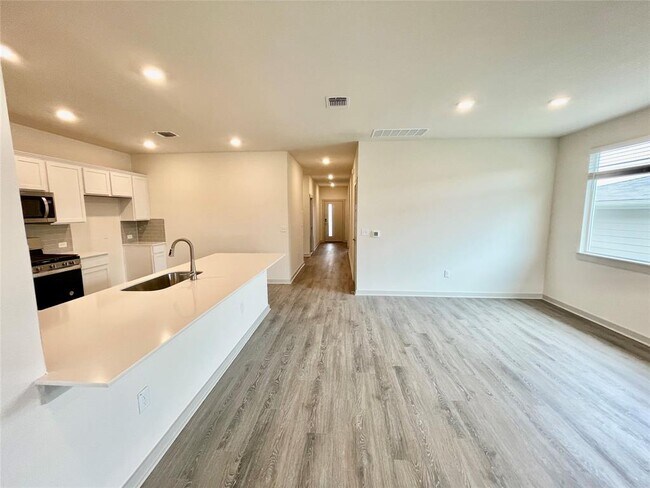 Foto del edificio - 2413 Sisterdale Ln