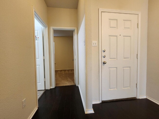 Foto del edificio - You do not want to miss out on this amazing 3-bedroom home in the Alta Vista area of Temple.  Thi...