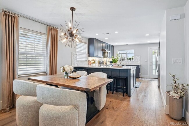 Kitchen and Dining - 796 Ivanhoe St