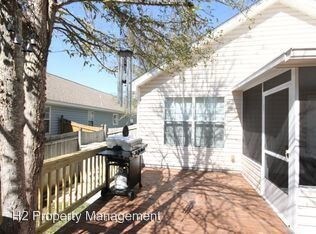 Foto del edificio - 3333 Addison Ln