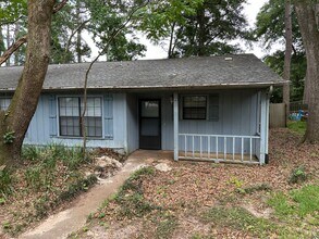 Building Photo - 2565 Panther Creek Rd