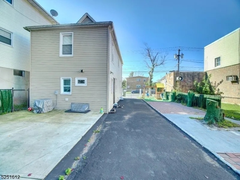 Photo - 1210 Roselle St (Linden, NJ)