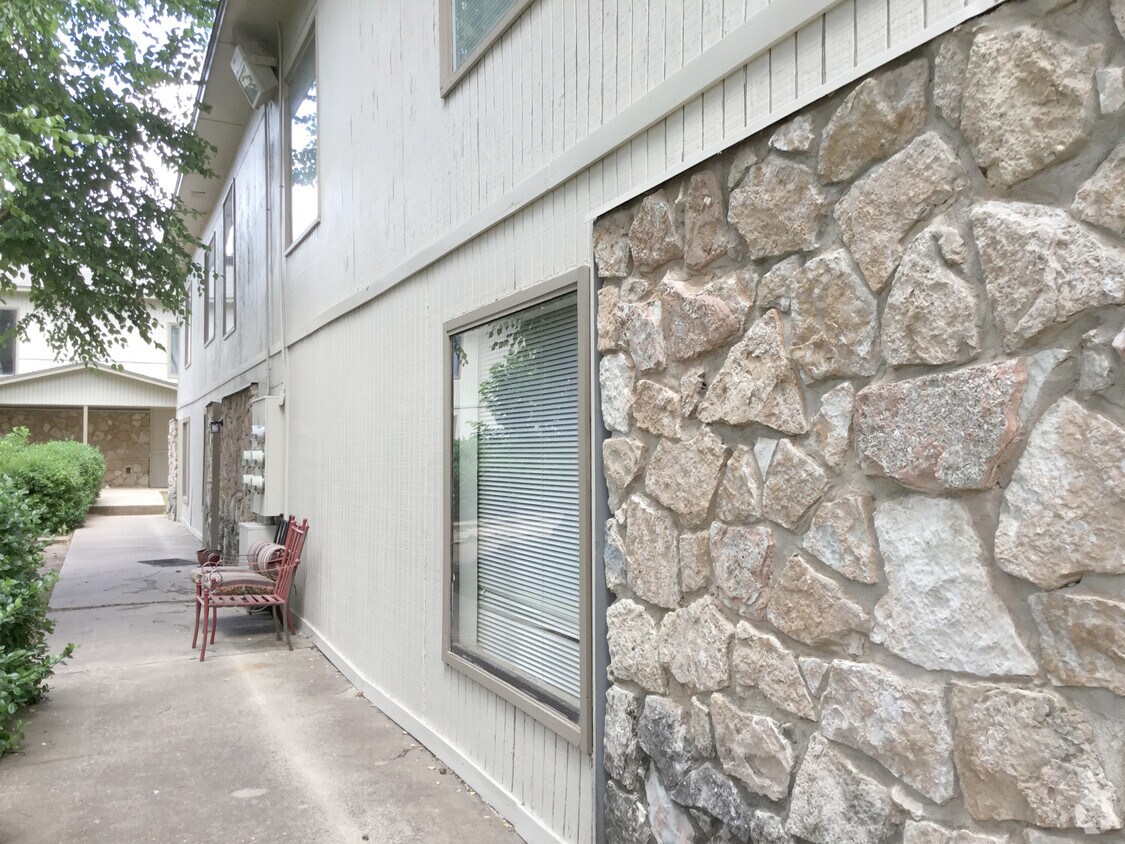 Foto del edificio - The Grayson Apartments