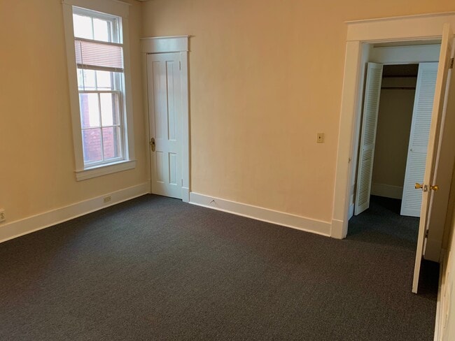 Foto del edificio - 1465 S 3rd St