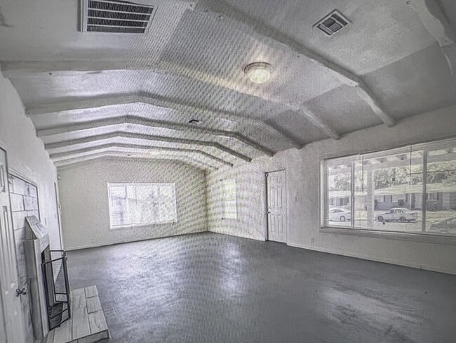 Foto del edificio - 2204 Fair Ave